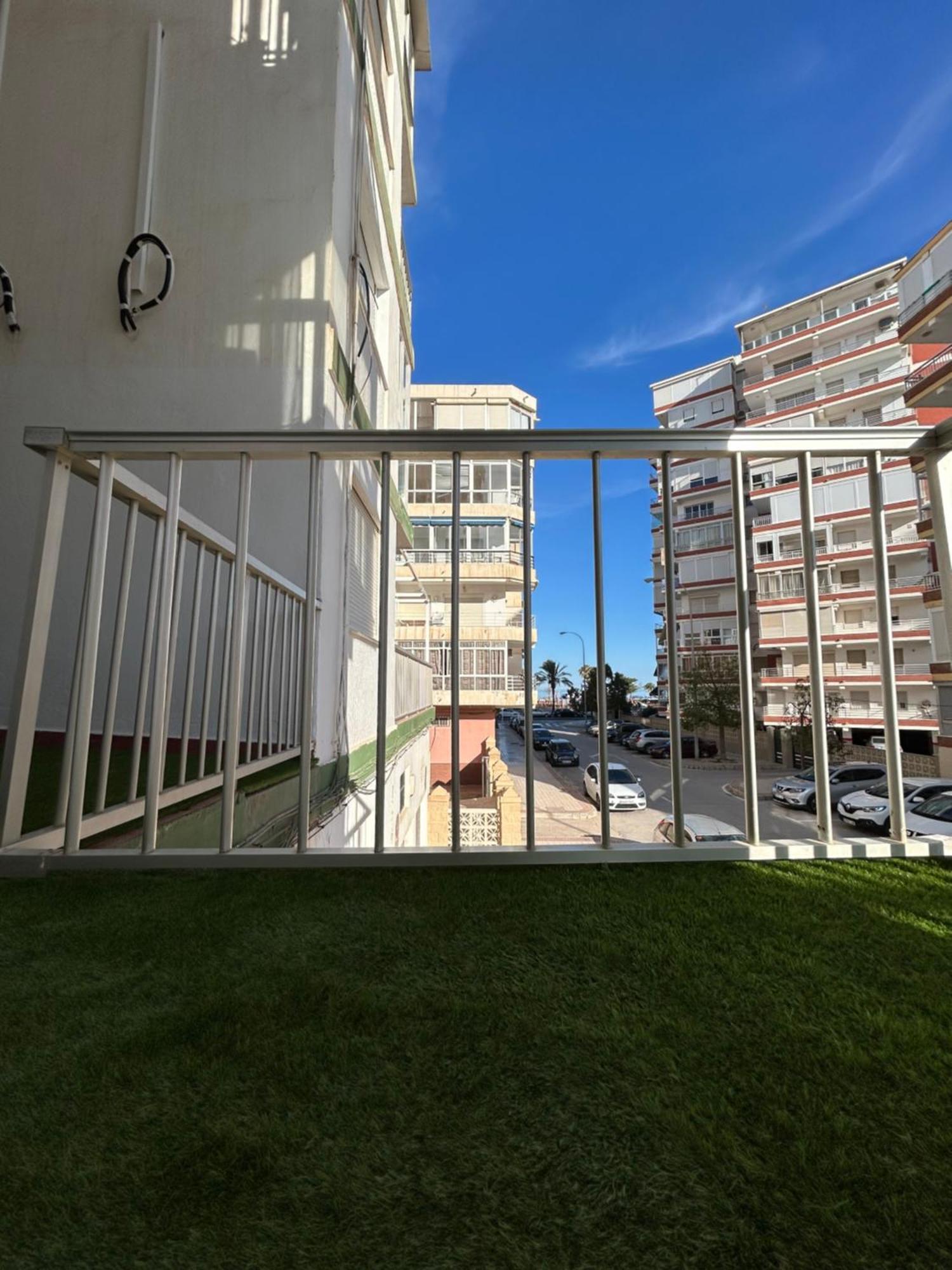 Blue Apartament Торре-дель-Мар Екстер'єр фото